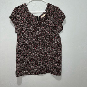 Women's Shrinking Violet Top XL Black Floral pocket front petal sleeve polyester